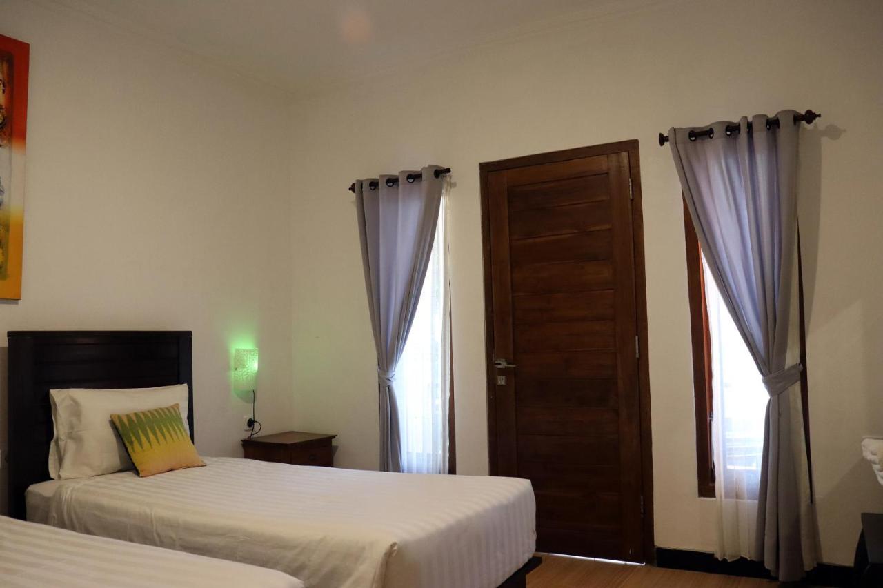 Sunny Point Penida Hotel Ped Luaran gambar